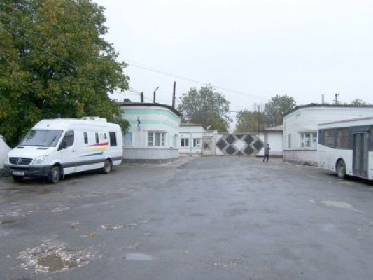 Penitenciarul Poarta Albă cumpără energie electrică de la firma fostului şef SRI acuzat de contrabandă cu motorină
